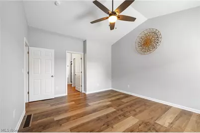 10543 Mogadore Avenue NW, Uniontown, OH 44685 - Photo 18
