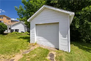 302 Cedar Ave, Steubenville, OH 43952 - Photo 6