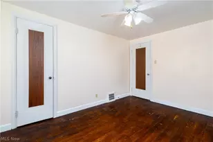302 Cedar Ave, Steubenville, OH 43952 - Photo 24