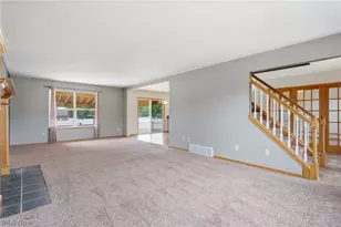 1575 Augusta Ave, Brunswick, OH 44212 - Photo 4