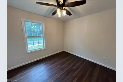 43 Narcissa Avenue, Struthers, OH 44471 - Photo 12