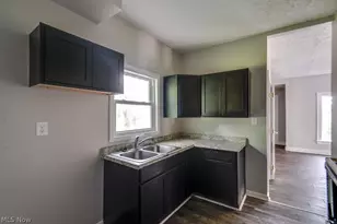 340 Crosby St, Akron, OH 44303 - Photo 22