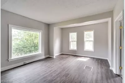 340 Crosby Street, Akron, OH 44303 - Photo 14