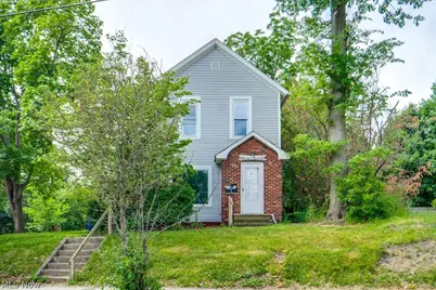 340 Crosby Street, Akron, OH 44303 - Photo 1