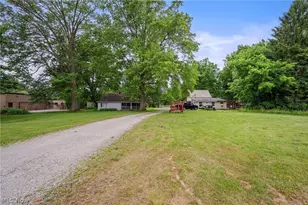 25060 Royalton Rd, Columbia Station, OH 44028 - Photo 14