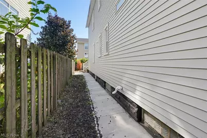 2525 Thurman Avenue, Loveland, OH 44113 - Photo 32