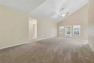 853 Beverly Ave, Canal Fulton, OH 44614 - Photo 6