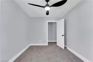 337 Lucas St, Barberton, OH 44203 - Photo 24