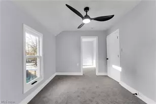 337 Lucas St, Barberton, OH 44203 - Photo 22
