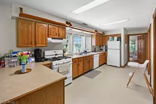541 E Main St, Ravenna, OH 44266 - Photo 12