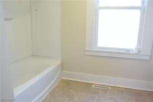541 & 547 E Main St, Ravenna, OH 44266 - Photo 14