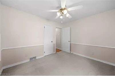 1489 Earhart Avenue, Akron, OH 44320 - Photo 12