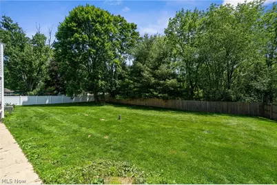 1489 Earhart Avenue, Akron, OH 44320 - Photo 30