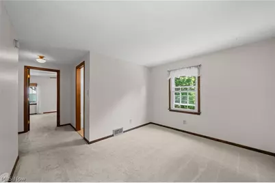 1489 Earhart Avenue, Akron, OH 44320 - Photo 18