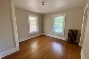 179 Oakdale Ave, Akron, OH 44302 - Photo 4