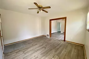 93 Jewett St, Akron, OH 44305 - Photo 2