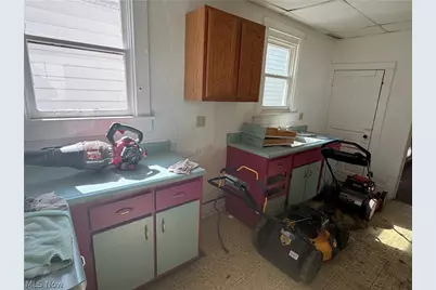 503 Euclid Avenue, Toronto, OH 43964 - Photo 12