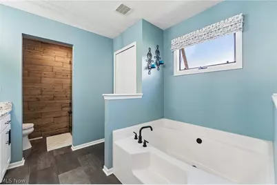 3842 Kippford Circle NW, Uniontown, OH 44685 - Photo 28