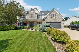 3842 Kippford Circle NW, Uniontown, OH 44685 - Photo 2
