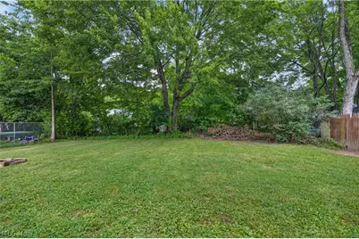 3209 Hermosa Drive, Youngstown, OH 44511 - Photo 42