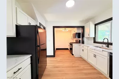 2176 Stone Street, Cuyahoga Falls, OH 44221 - Photo 4