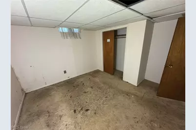 766 Valdes Avenue, Akron, OH 44320 - Photo 14