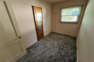 766 Valdes Ave, Akron, OH 44320 - Photo 12
