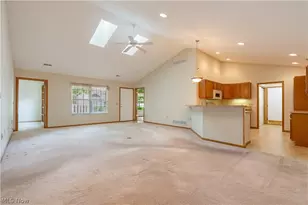 1344 Pebble Chase Cir NE, Massillon, OH 44646 - Photo 10