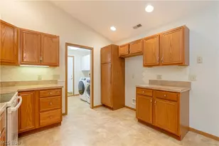 1344 Pebble Chase Cir NE, Massillon, OH 44646 - Photo 6