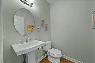 585 Burgess Cir, Aurora, OH 44202 - Photo 18