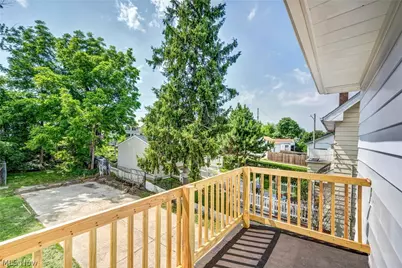 4418 W 48th Street, Loveland, OH 44144 - Photo 6