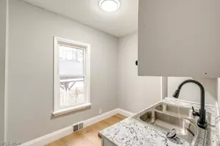 1093 E 147th St, Loveland, OH 44110 - Photo 12