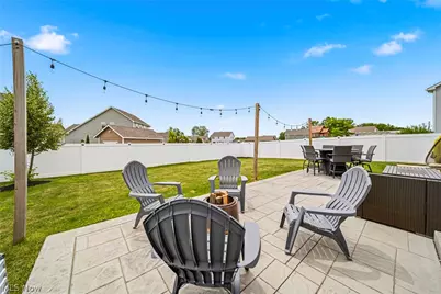 527 Birkdale Circle, Painesville Twp, OH 44077 - Photo 12