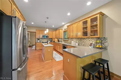 953 Outrigger Cove, Painesville, OH 44077 - Photo 6