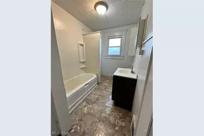 2516 Sunset Boulevard #1, Steubenville, OH 43952 - Photo 6