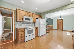 1102 E 9th St, Salem, OH 44460 - Photo 14