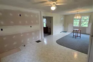 5731 Sharps Ridge Rd, McConnelsville, OH 43756 - Photo 6