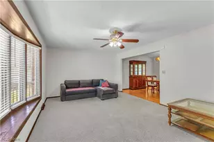 8834 Arrowood Ct, Mentor, OH 44060 - Photo 2