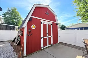 35975 Matoma Blvd, Eastlake, OH 44095 - Photo 32