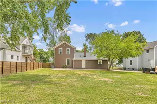 137 N Vine St, Medina, OH 44256 - Photo 6