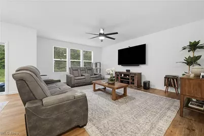 3785 Rachael Lane, Uniontown, OH 44685 - Photo 8