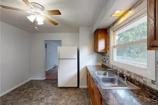 6490 Willow Way, Andover, OH 44003 - Photo 10
