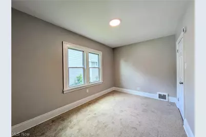 656 Hammel Street, Akron, OH 44306 - Photo 18