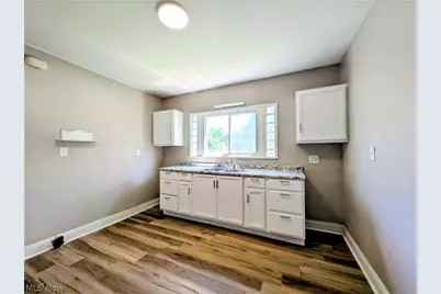 656 Hammel Street, Akron, OH 44306 - Photo 14