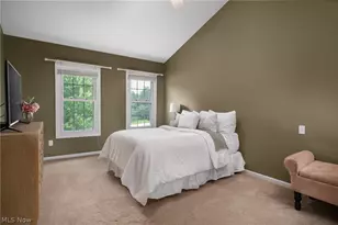 559 Alliance Dr, Sagamore Hills, OH 44067 - Photo 16