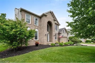 559 Alliance Drive, Sagamore Hills, OH 44067 - Photo 2