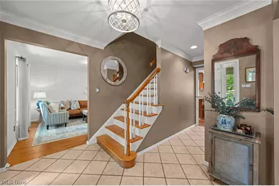 147 S Hayden Parkway, Hudson, OH 44236 - Photo 4
