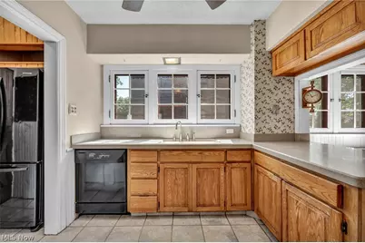 17120 Greenwood Avenue, Loveland, OH 44111 - Photo 12