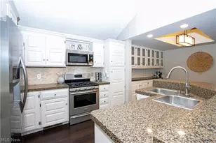 733 Phillips Rd NE, Massillon, OH 44646 - Photo 6