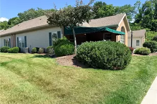 4348 Steuben Woods Dr, Steubenville, OH 43953 - Photo 4